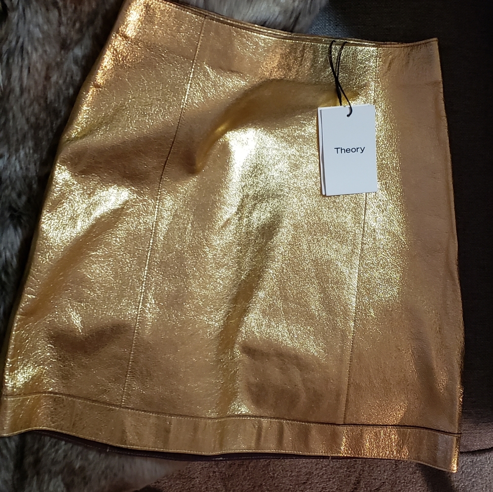 Theory Taraz Burgandy Gold Foiled Suede Skirt NWT